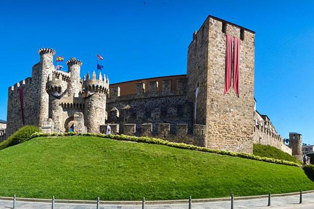 Locales swinger en León